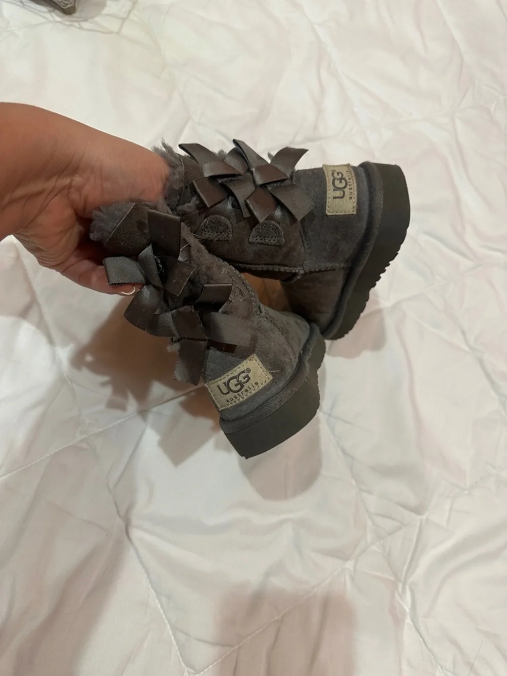 UGG Kids Gray Suede Shearling Boots with Back Bows size 7